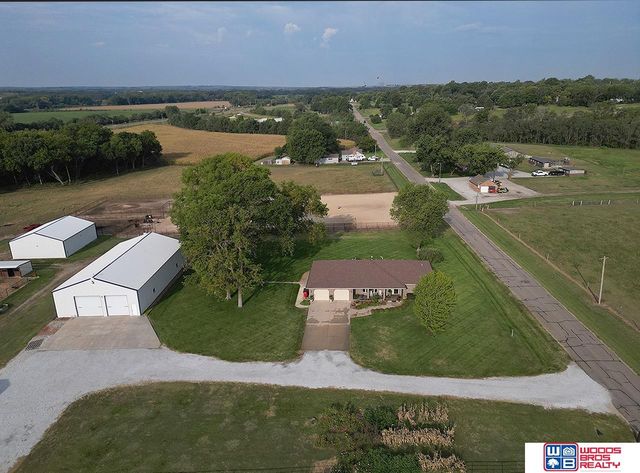 416 E Roscoe Street, Endicott, NE 68360