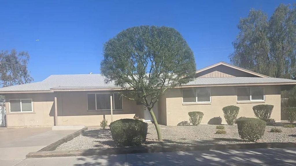 620 E Broadway Lane, Tempe, AZ 85282