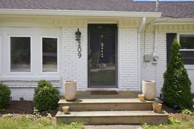 209 Stable Rd, Franklin, TN 37069