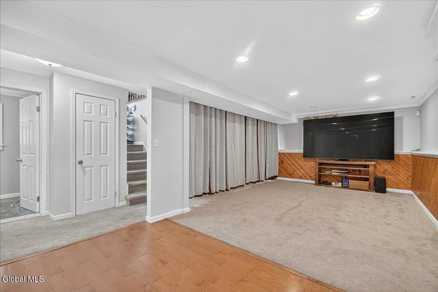 205 E Palmer Avenue, Rotterdam, NY 12303