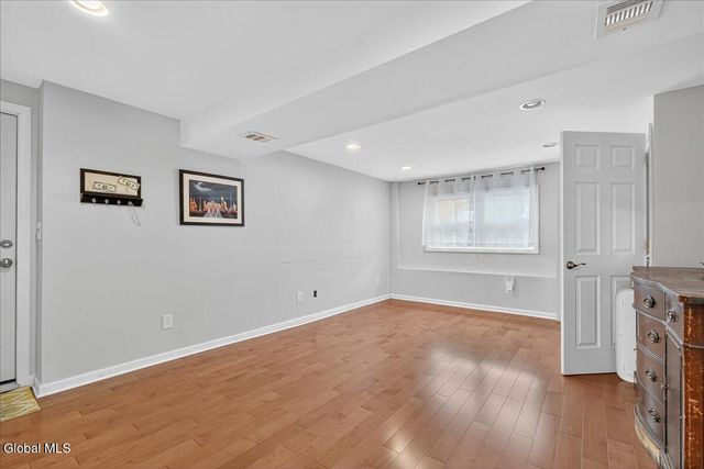 205 E Palmer Avenue, Rotterdam, NY 12303