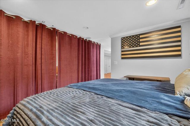 205 E Palmer Avenue, Rotterdam, NY 12303