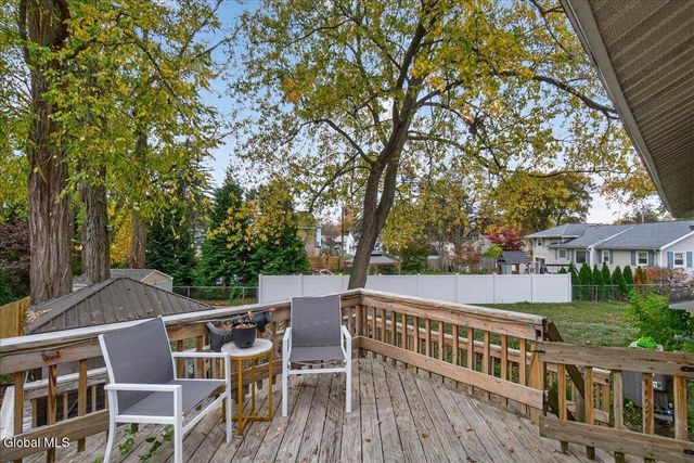 205 E Palmer Avenue, Rotterdam, NY 12303