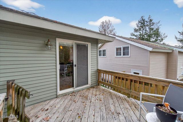 205 E Palmer Avenue, Rotterdam, NY 12303