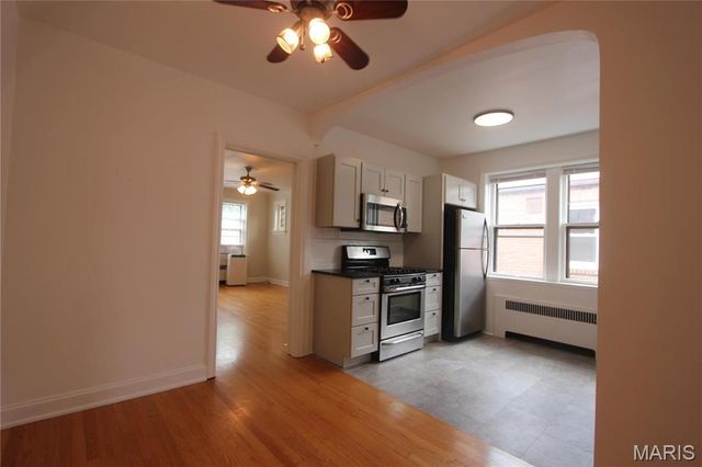 3965 Fillmore Street 2nd floor, St Louis, MO 63116