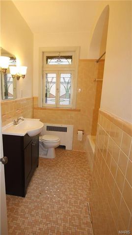 3965 Fillmore Street 2nd floor, St Louis, MO 63116