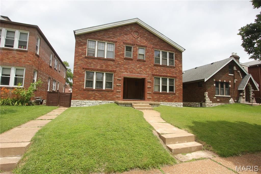 3965 Fillmore Street 2nd floor, St Louis, MO 63116