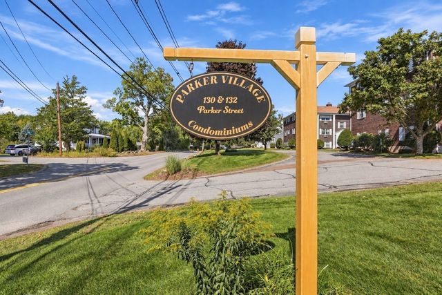 132 Parker St H6, Acton, MA 01720