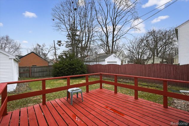 609 Everett Drive, Lansing, MI 48915