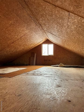 609 Everett Drive, Lansing, MI 48915