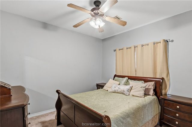 204 Forest Drive, College Station, TX 77840