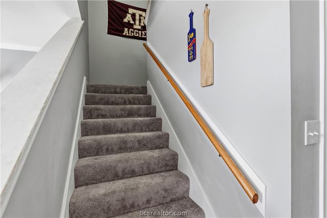 204 Forest Drive, College Station, TX 77840