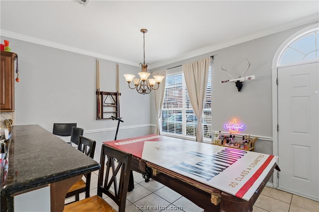 204 Forest Drive, College Station, TX 77840