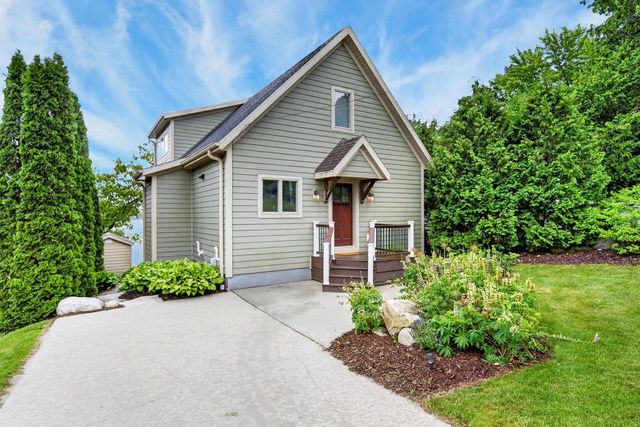 N7415 Lake Terrace DRIVE, Plymouth, WI 53073