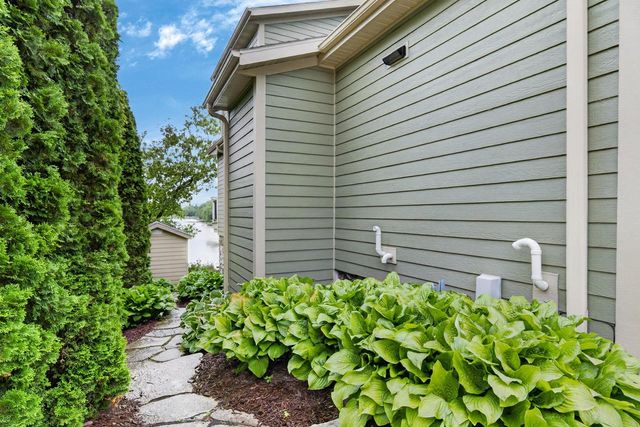 N7415 Lake Terrace DRIVE, Plymouth, WI 53073