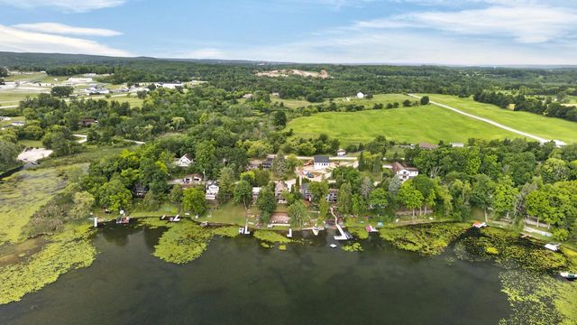 N7415 Lake Terrace DRIVE, Plymouth, WI 53073