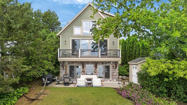 N7415 Lake Terrace DRIVE, Plymouth, WI 53073