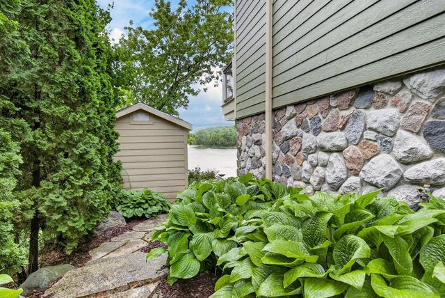 N7415 Lake Terrace DRIVE, Plymouth, WI 53073