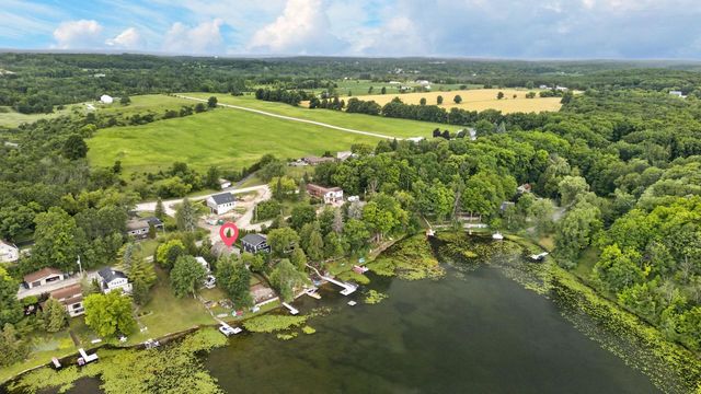 N7415 Lake Terrace DRIVE, Plymouth, WI 53073