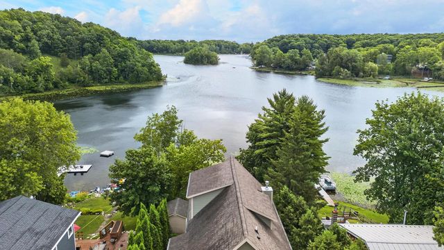 N7415 Lake Terrace DRIVE, Plymouth, WI 53073