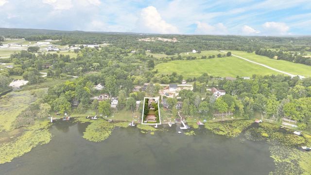 N7415 Lake Terrace DRIVE, Plymouth, WI 53073