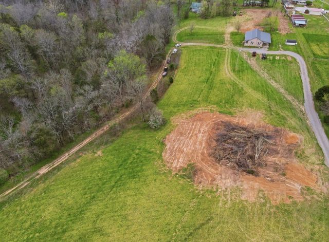 138 Poplar View Ln, Huntland, TN 37345