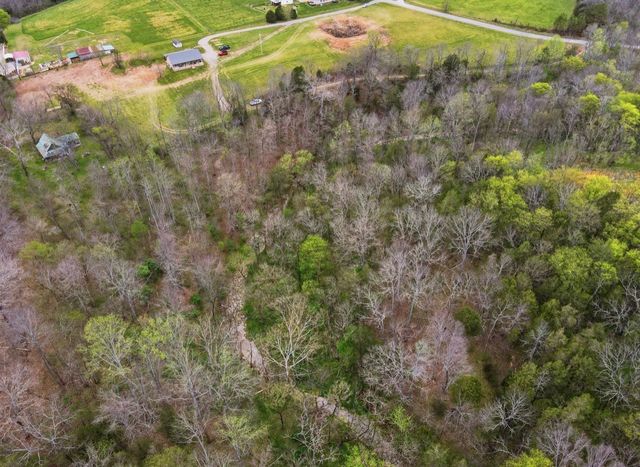 138 Poplar View Ln, Huntland, TN 37345