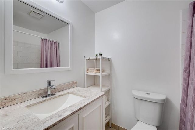 17301 Timber Oak LN, Fort Myers, FL 33908