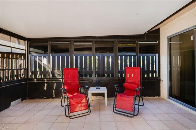 17301 Timber Oak LN, Fort Myers, FL 33908