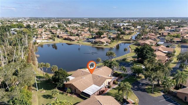 17301 Timber Oak LN, Fort Myers, FL 33908
