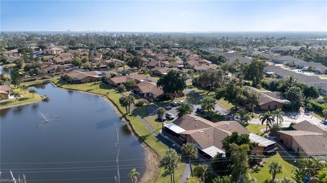 17301 Timber Oak LN, Fort Myers, FL 33908