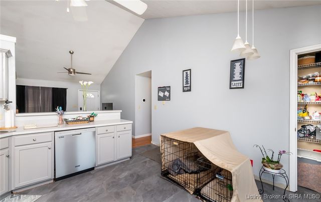 913 Marquise Court, Jeffersonville, IN 47130