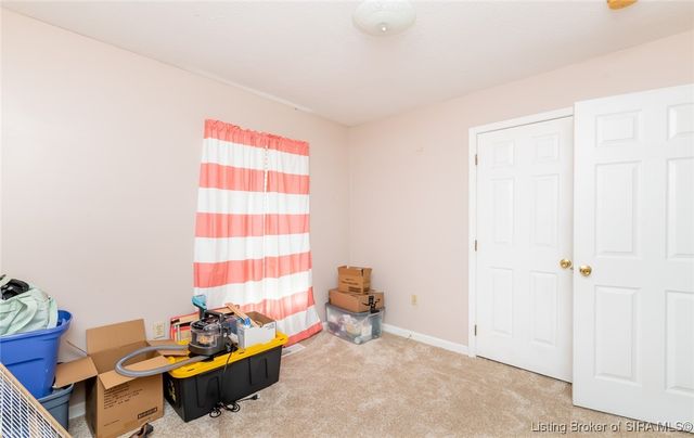 913 Marquise Court, Jeffersonville, IN 47130