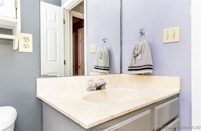 913 Marquise Court, Jeffersonville, IN 47130