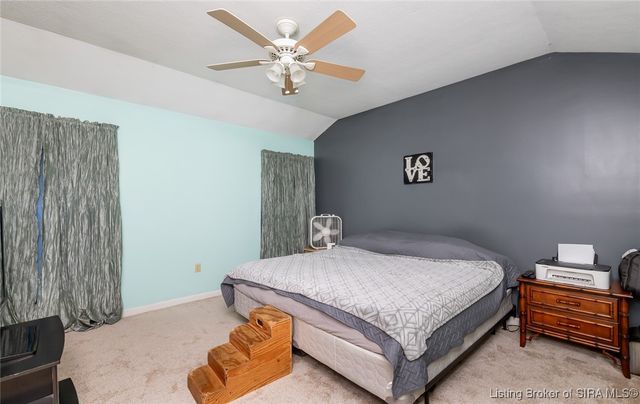 913 Marquise Court, Jeffersonville, IN 47130