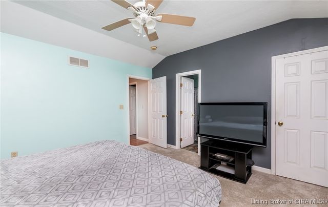 913 Marquise Court, Jeffersonville, IN 47130