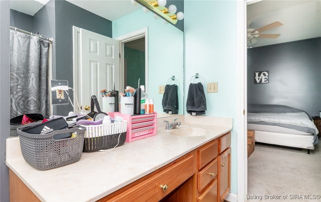 913 Marquise Court, Jeffersonville, IN 47130