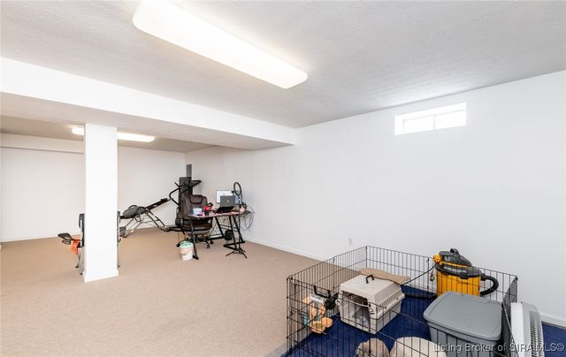 913 Marquise Court, Jeffersonville, IN 47130