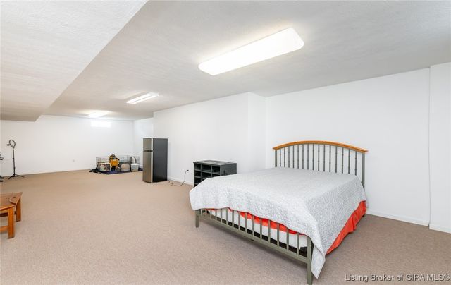 913 Marquise Court, Jeffersonville, IN 47130