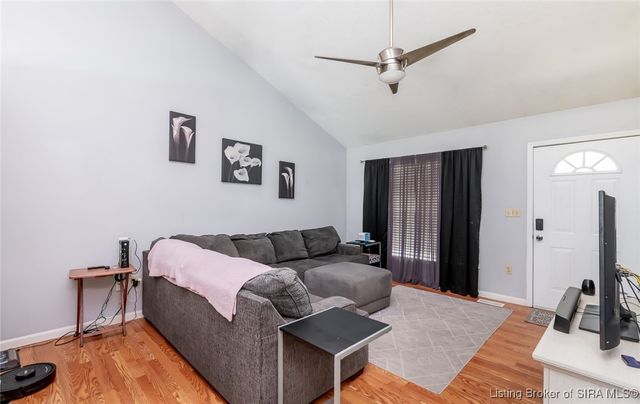 913 Marquise Court, Jeffersonville, IN 47130