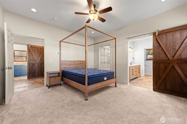 111 1st E, South Bend, WA 99586