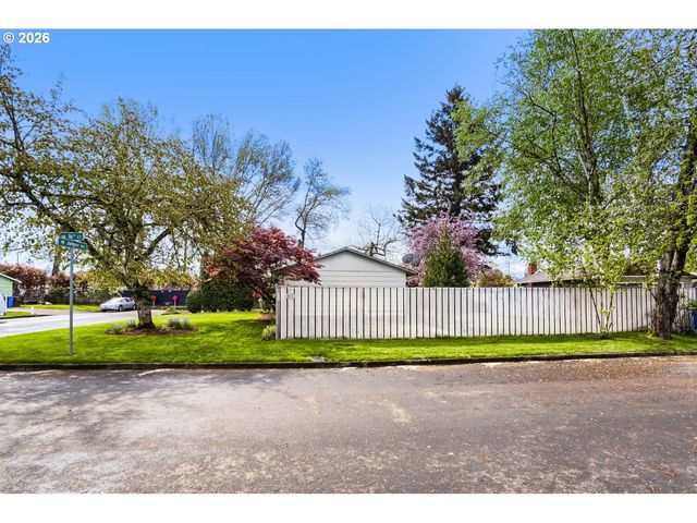 1675 Ne JUNIPER Ave, Gresham, OR 97030