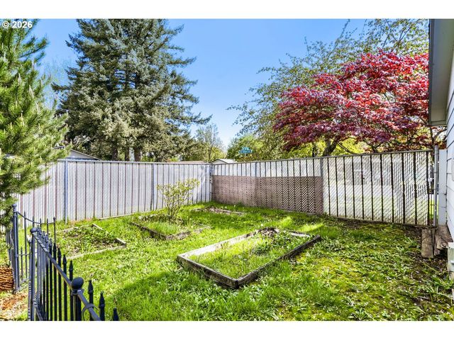 1675 Ne JUNIPER Ave, Gresham, OR 97030