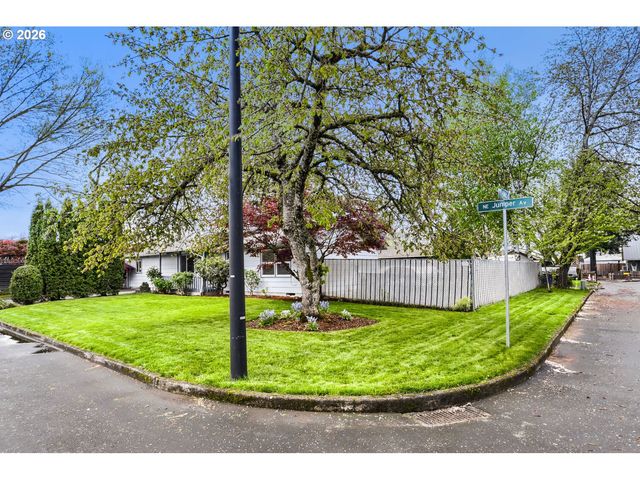 1675 Ne JUNIPER Ave, Gresham, OR 97030