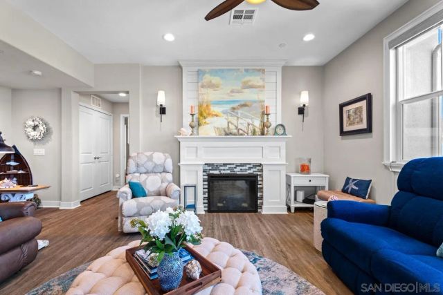 4326 Star Path Way 1, Oceanside, CA 92056