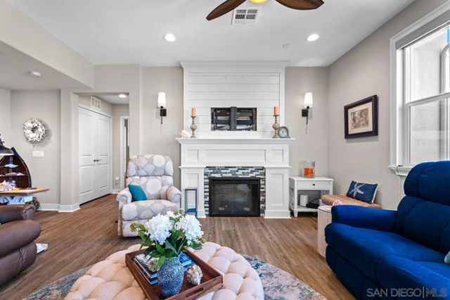 4326 Star Path Way 1, Oceanside, CA 92056