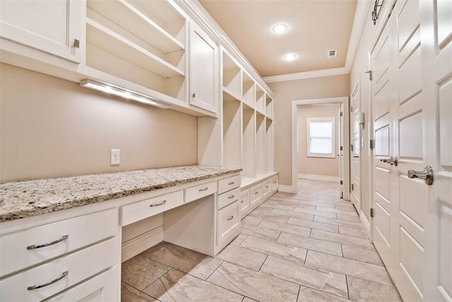 550 Trailwood Circle, Centerton, AR 72719