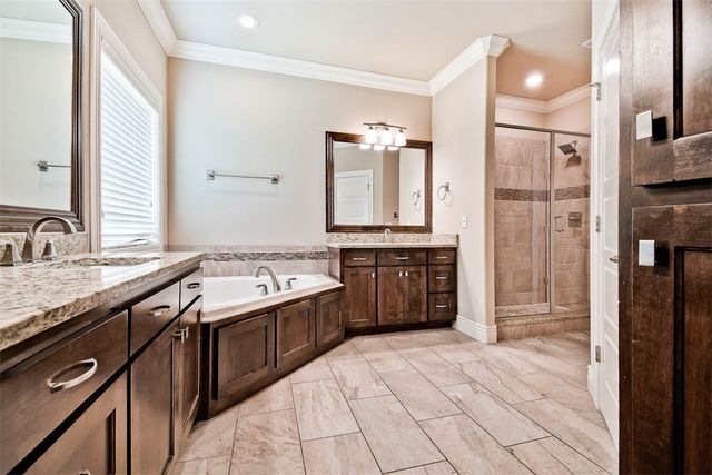 550 Trailwood Circle, Centerton, AR 72719
