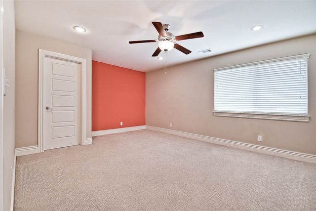 550 Trailwood Circle, Centerton, AR 72719