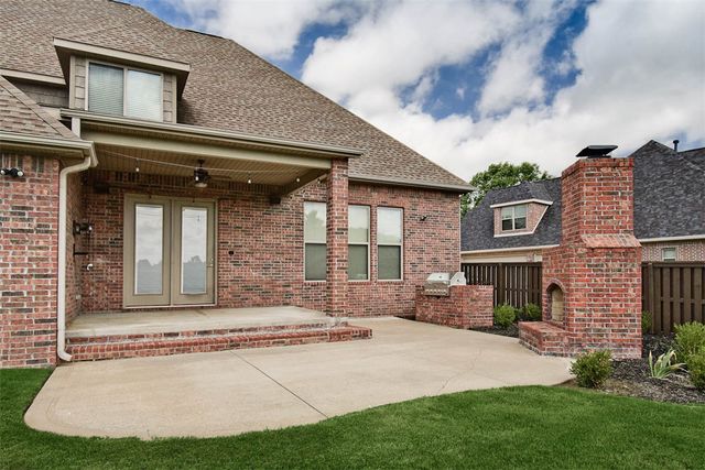 550 Trailwood Circle, Centerton, AR 72719